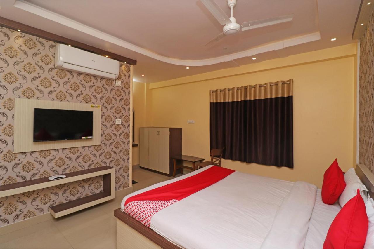 Oyo 30341 Hotel Nilachal Krishnanagar Экстерьер фото